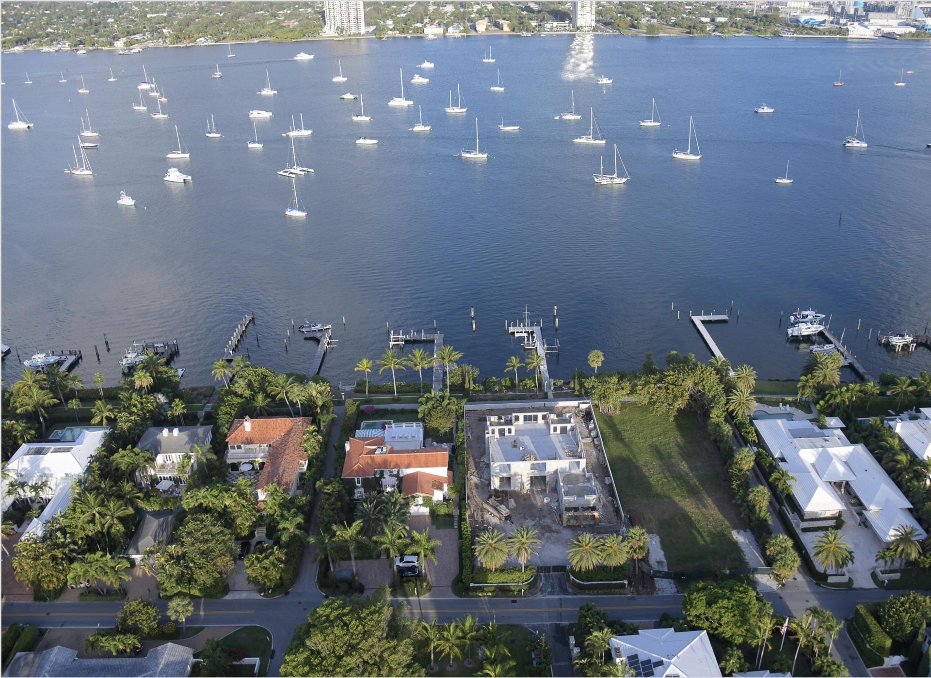 1260 N Lake Way, Palm Beach, FL 33480 Photo