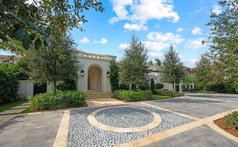 1260 N Lake Way, Palm Beach, FL 33480 Photo