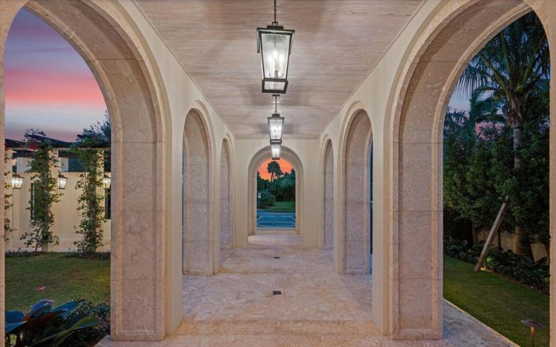 1260 N Lake Way, Palm Beach, FL 33480 Photo