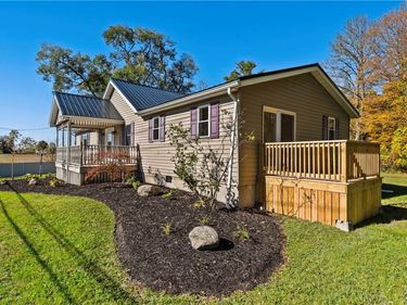 2259 Center Road, Scipio Center, NY 13147