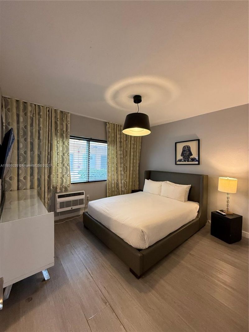 7710 Harding Ave, Unit 1, Miami Beach, FL 33141 Photo