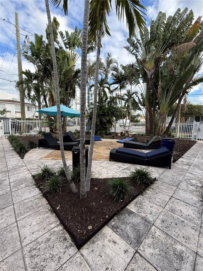 7710 Harding Ave, Unit 1, Miami Beach, FL 33141 Photo