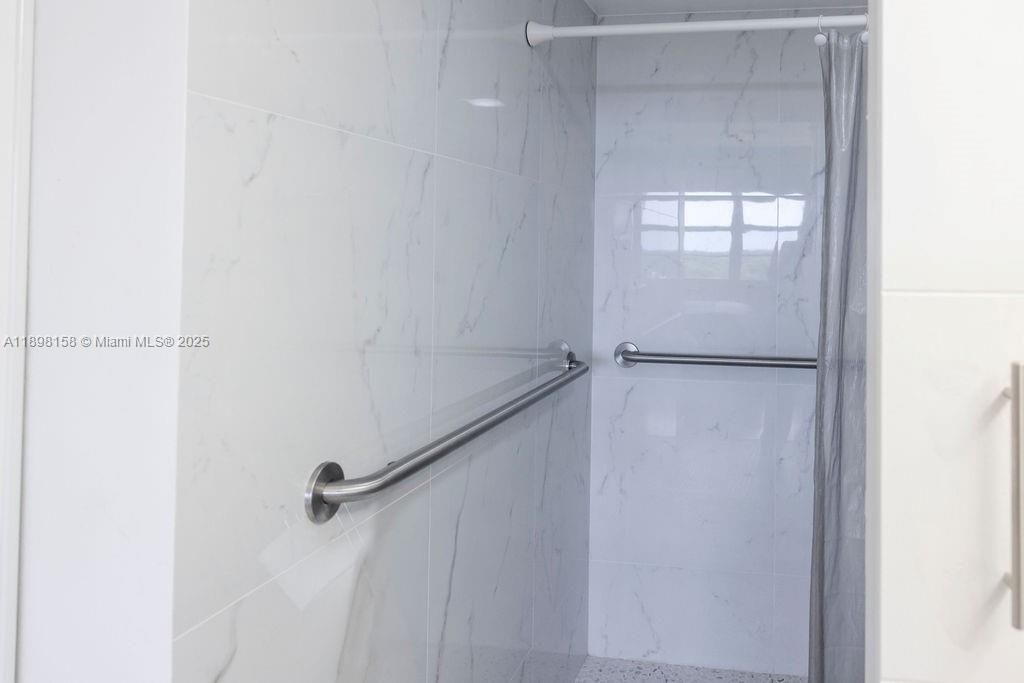 1300 Saint Charles Place, Unit PH12, Pembroke Pines, FL 33026 Photo