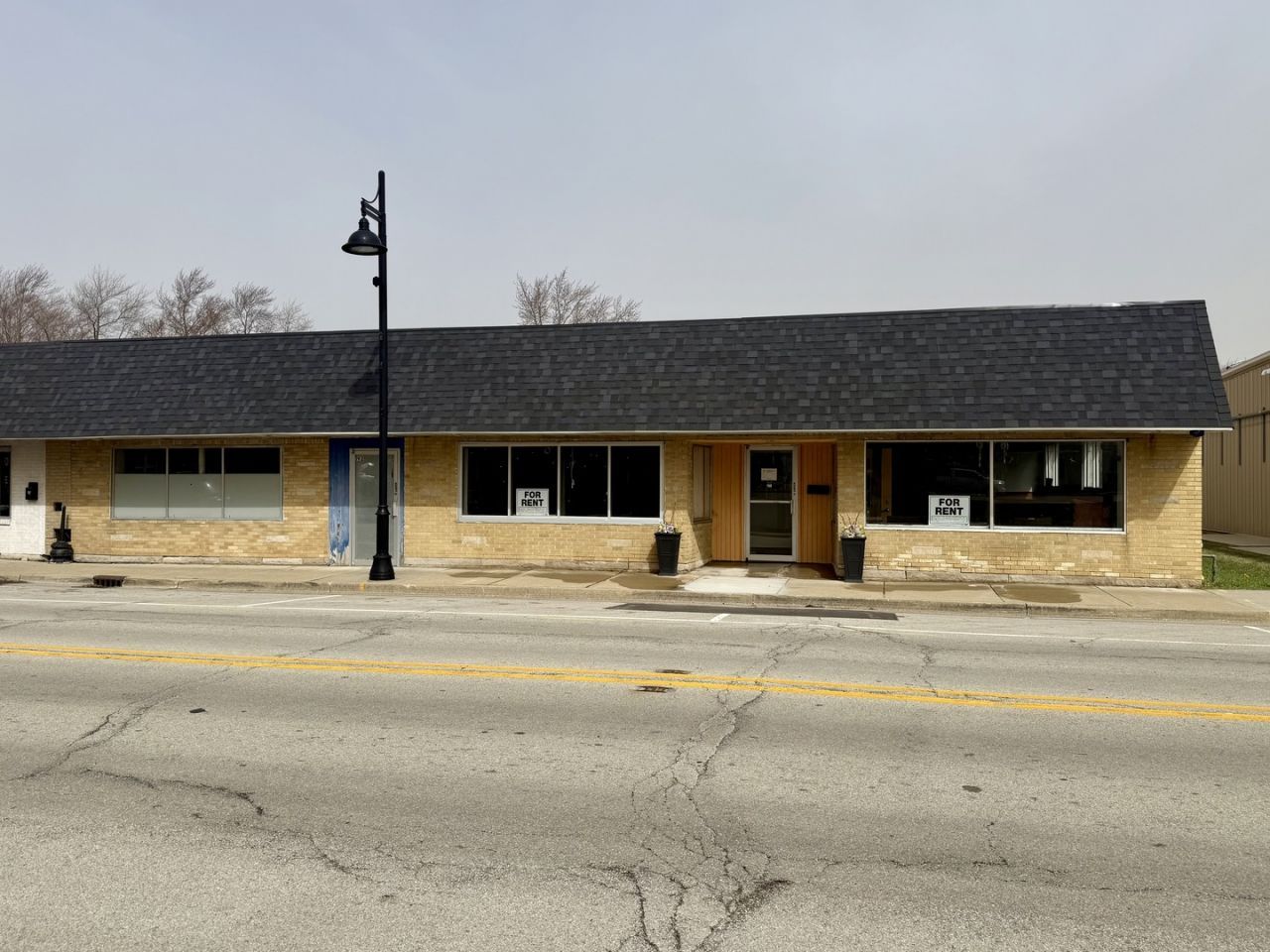 192-194 E Main Street, Braidwood, IL 60408