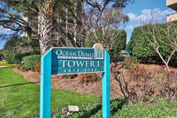 210 75th Ave N photo 4