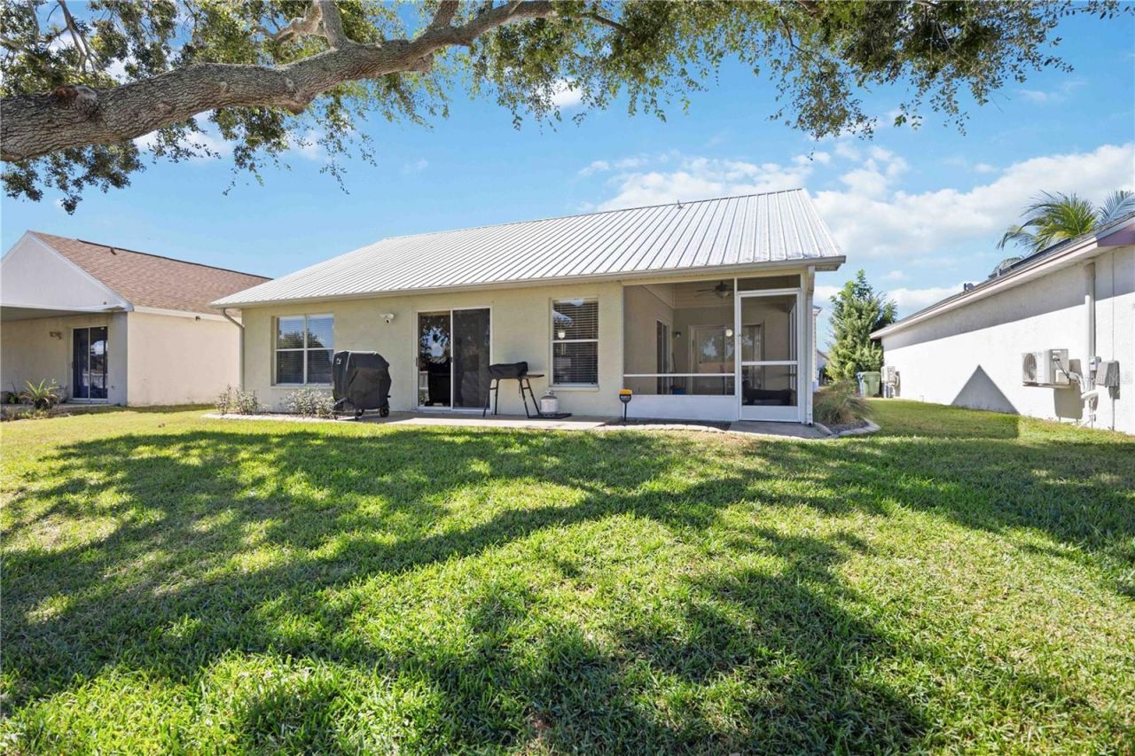 3937 37th Street Court W, Bradenton, FL 34205 Photo