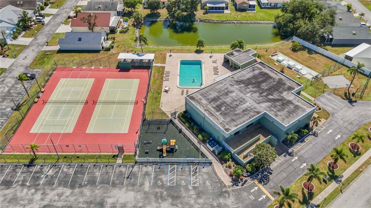 3937 37th Street Court W, Bradenton, FL 34205 Photo