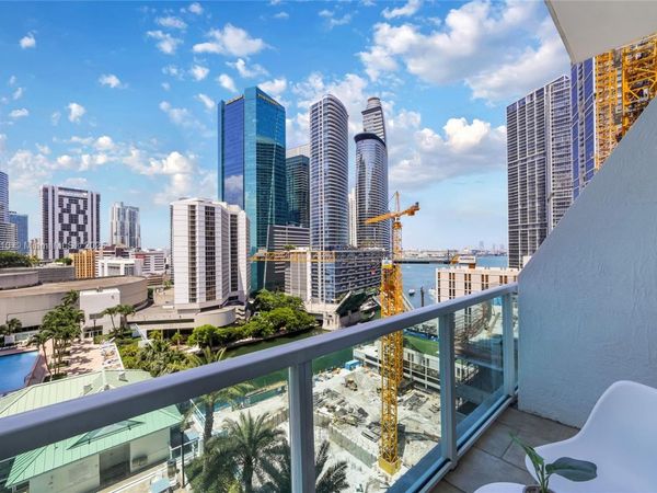 41 SE 5th St, Unit 1003, Miami, FL 33131