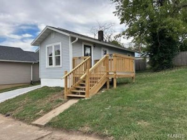 1308 W RANDOLPH Street, Vandalia, IL 62471