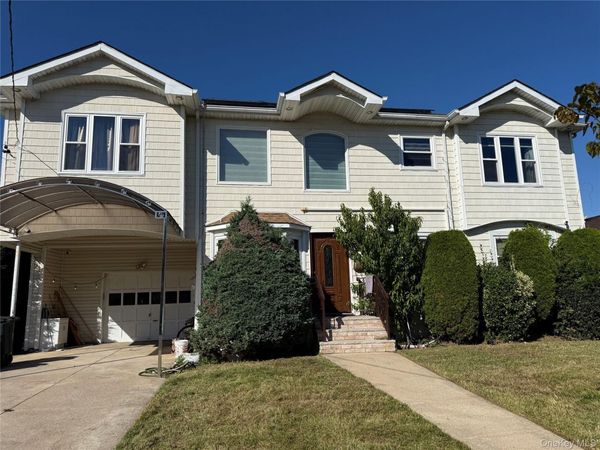 689 Arlington Avenue, Baldwin, NY 11510