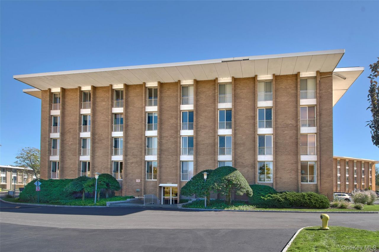 720 Milton Road, Unit 4C West, Rye, NY 10580 Main Photo