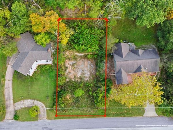 4 Windermere Lane, Bella Vista, AR 72714