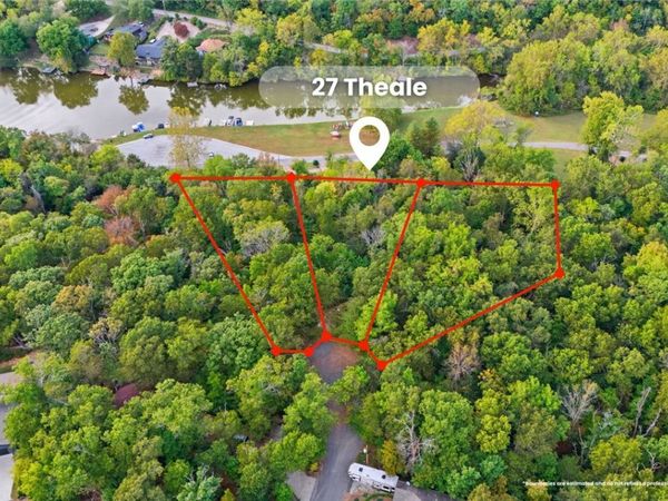 Theale Lane, Bella Vista, AR 72714