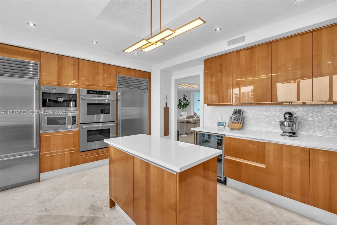 333 Las Olas Way, Unit 3706, Fort Lauderdale, FL 33301 Photo