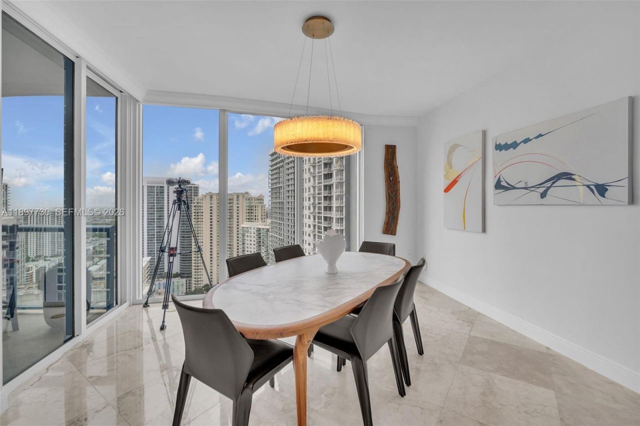 333 Las Olas Way, Unit 3706, Fort Lauderdale, FL 33301 Photo