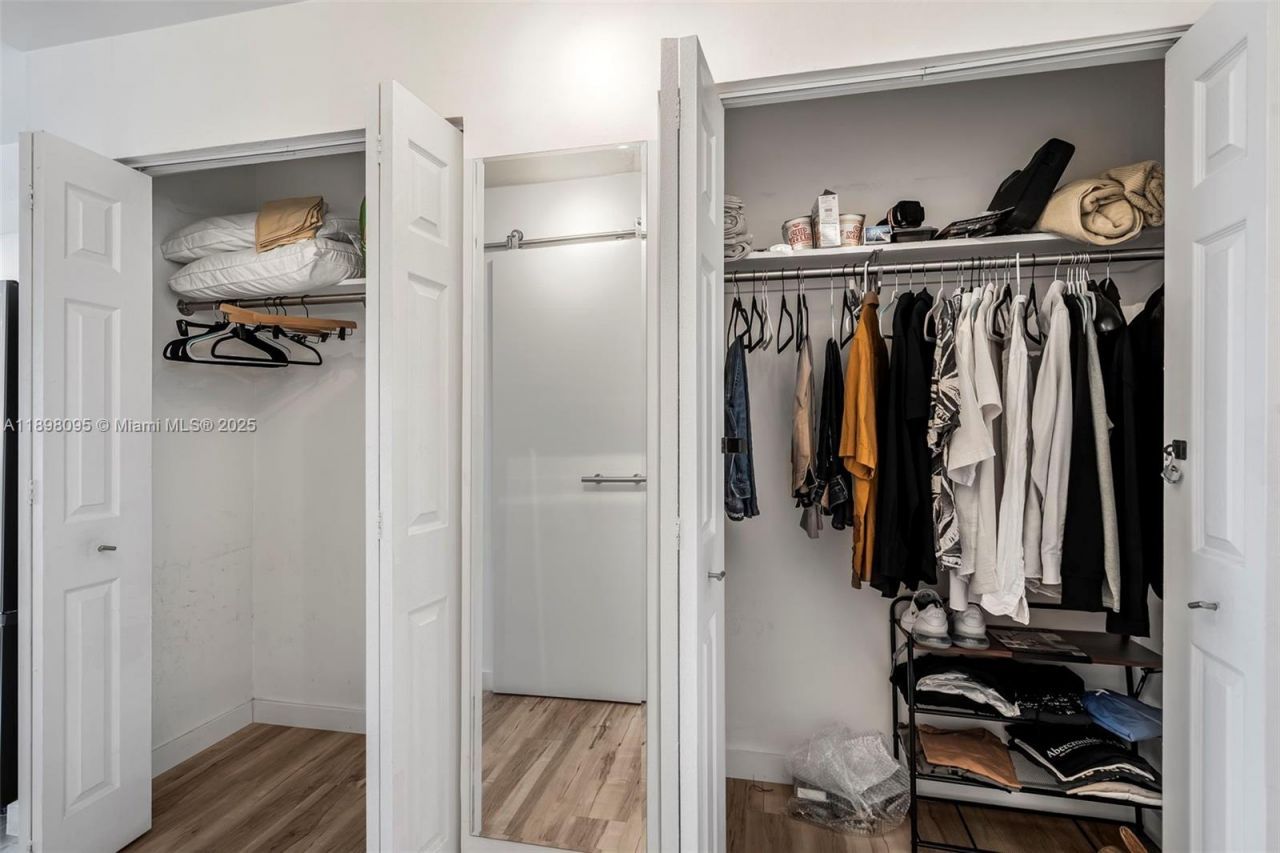 7904 West Dr, Unit 1004, North Bay Village, FL 33141 Photo