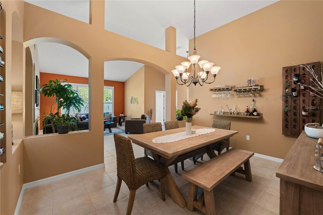 9020 N River Road, Tampa, FL 33635 Photo