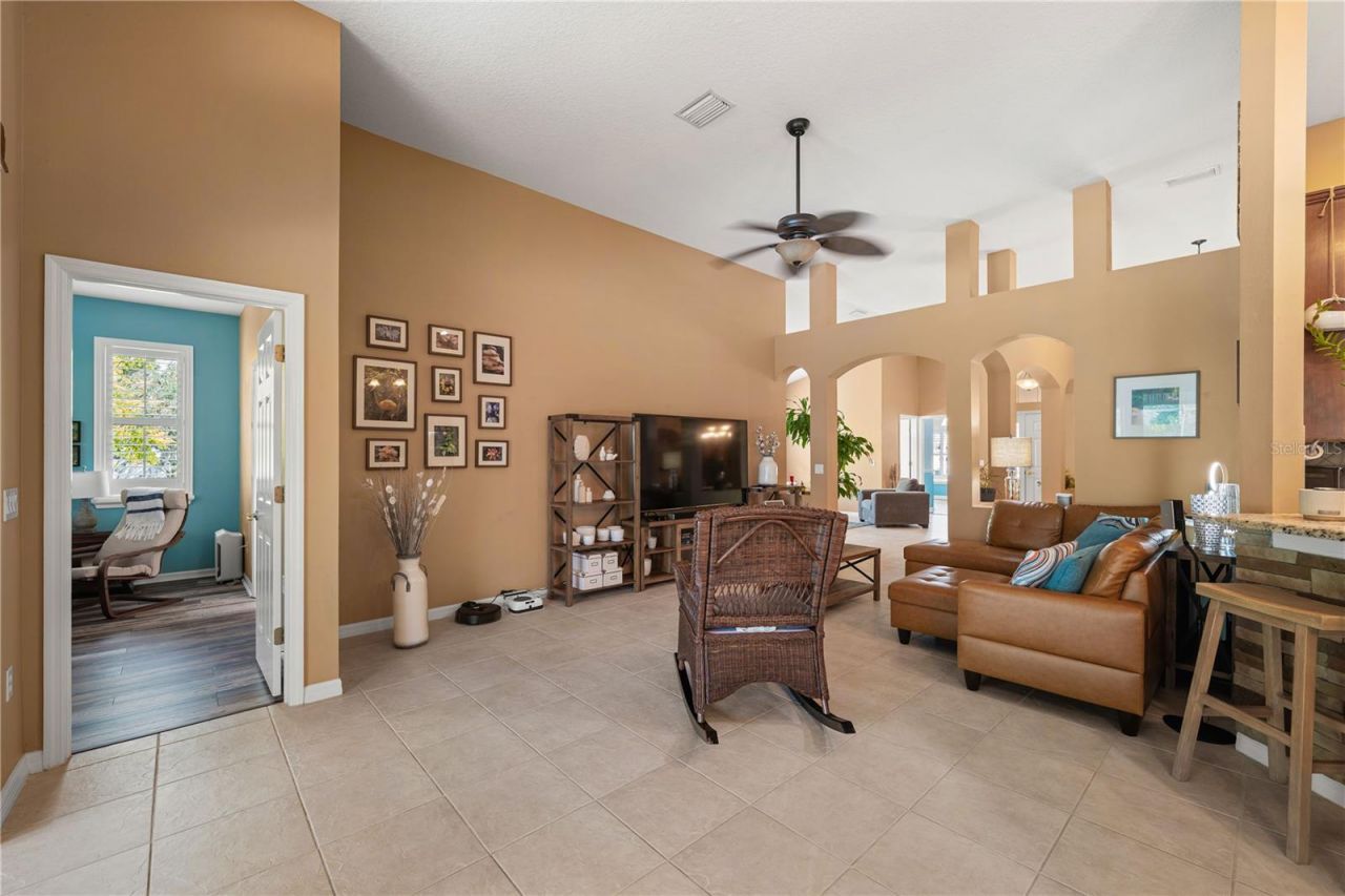 9020 N River Road, Tampa, FL 33635 Photo