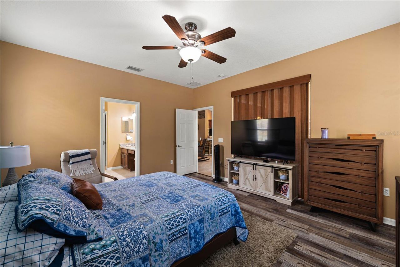 9020 N River Road, Tampa, FL 33635 Photo