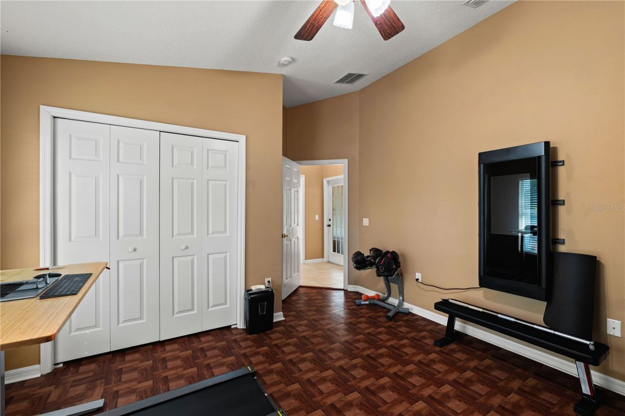 9020 N River Road, Tampa, FL 33635 Photo