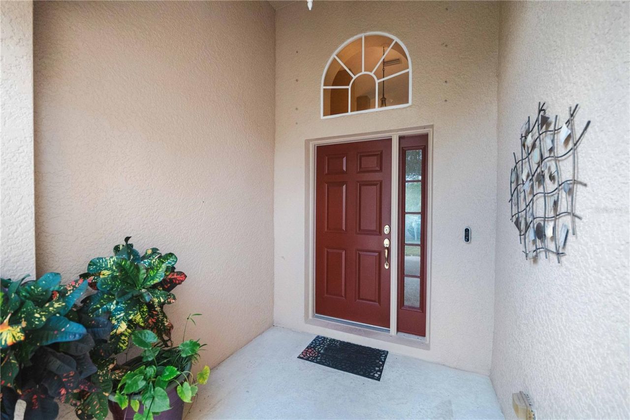 9020 N River Road, Tampa, FL 33635 Photo