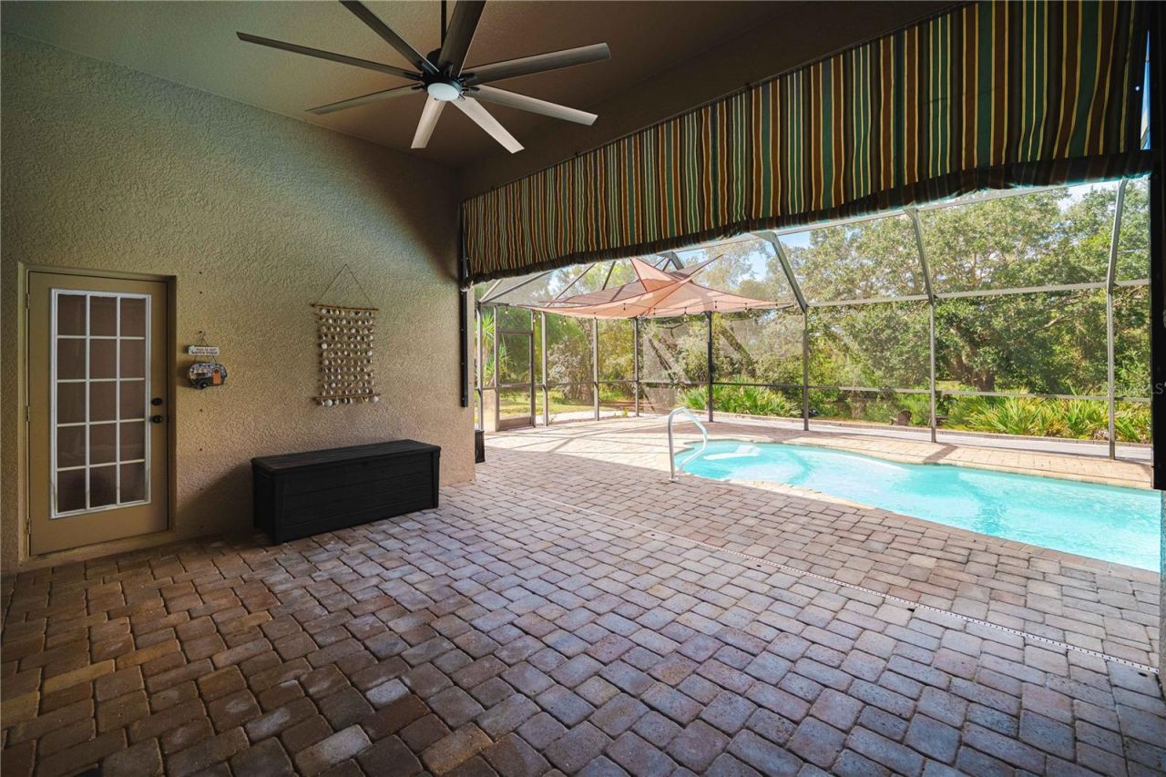 9020 N River Road, Tampa, FL 33635 Photo