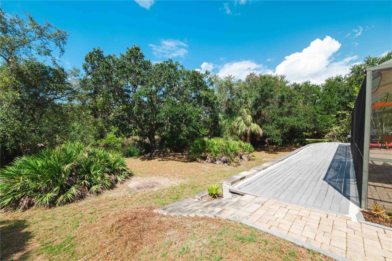 9020 N River Road, Tampa, FL 33635 Photo