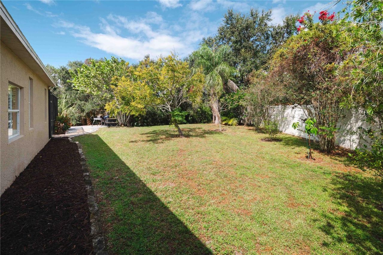 9020 N River Road, Tampa, FL 33635 Photo