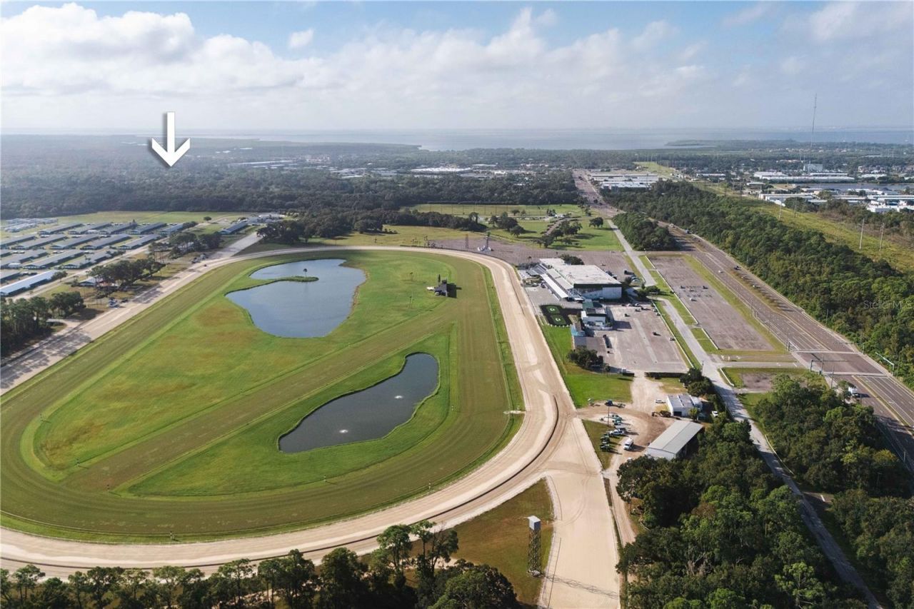 9020 N River Road, Tampa, FL 33635 Photo