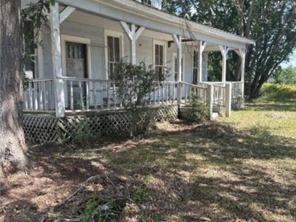 124 10th St NW, Fayette, AL 35555