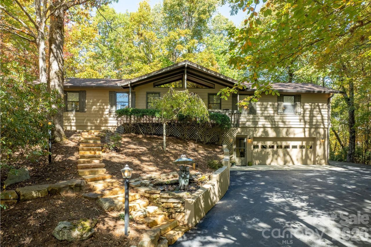 1955 Connestee Trail, Brevard, NC 28712