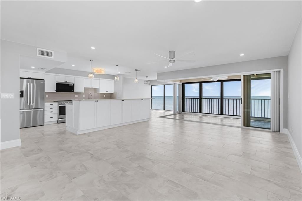 2721 W Gulf Dr, Unit 201, Sanibel, FL 33957 Photo