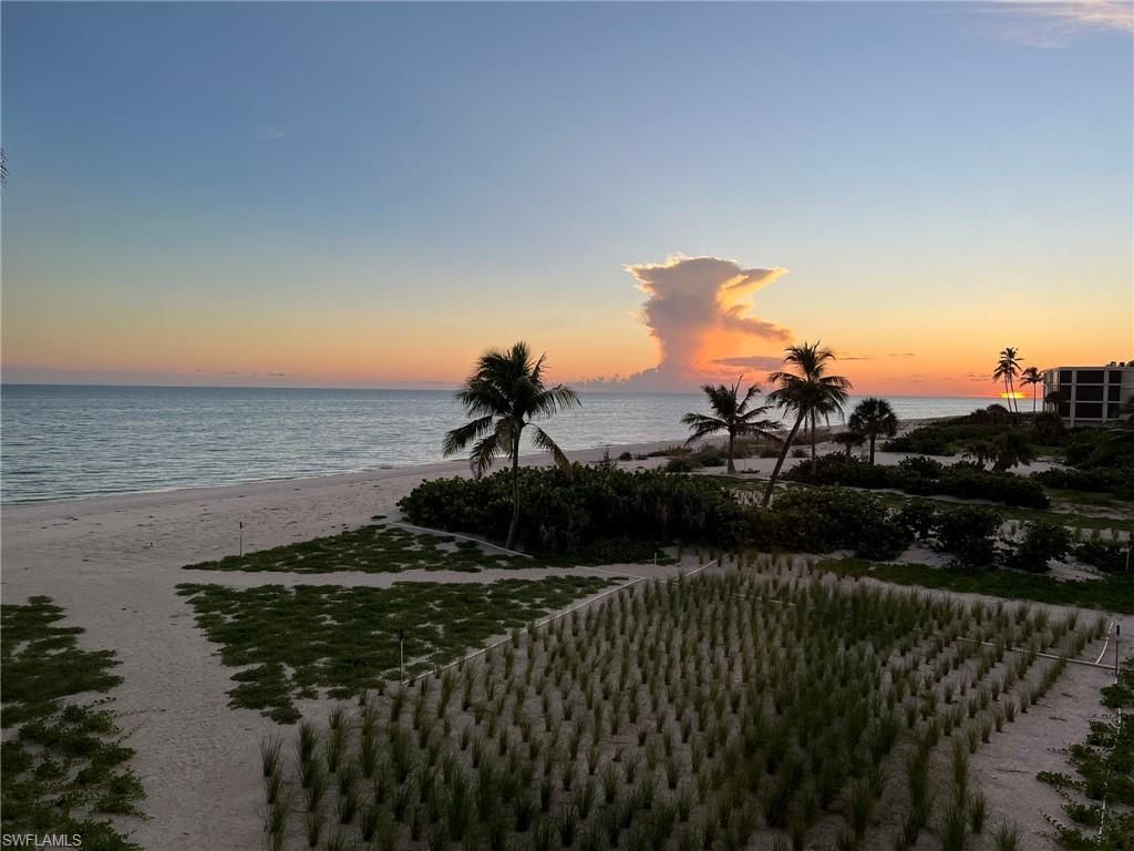 2721 W Gulf Dr, Unit 201, Sanibel, FL 33957 Photo