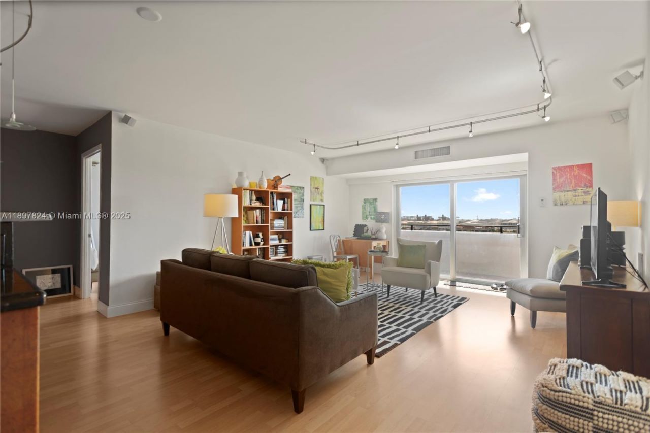 1625 SE 10th Ave, Unit 905, Fort Lauderdale, FL 33316 Photo