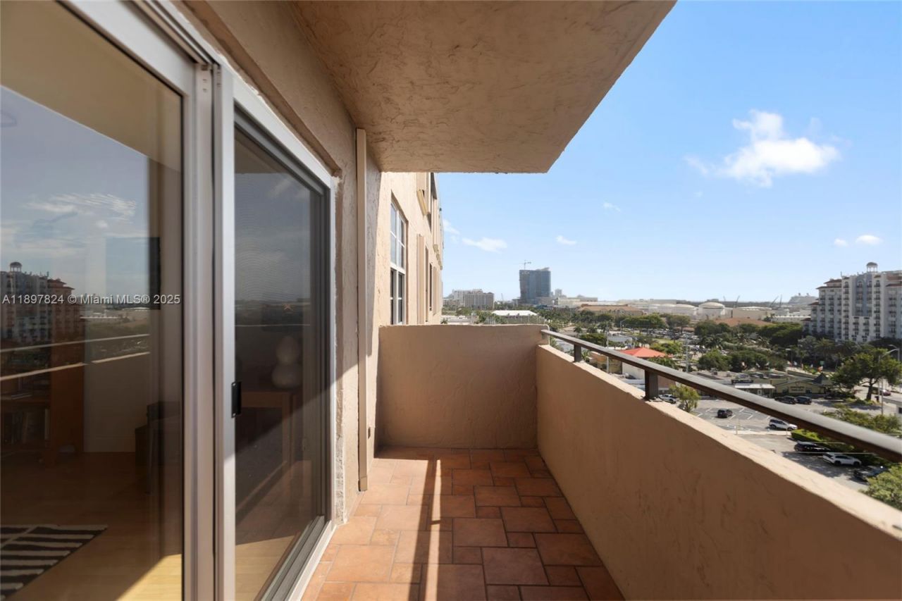 1625 SE 10th Ave, Unit 905, Fort Lauderdale, FL 33316 Photo