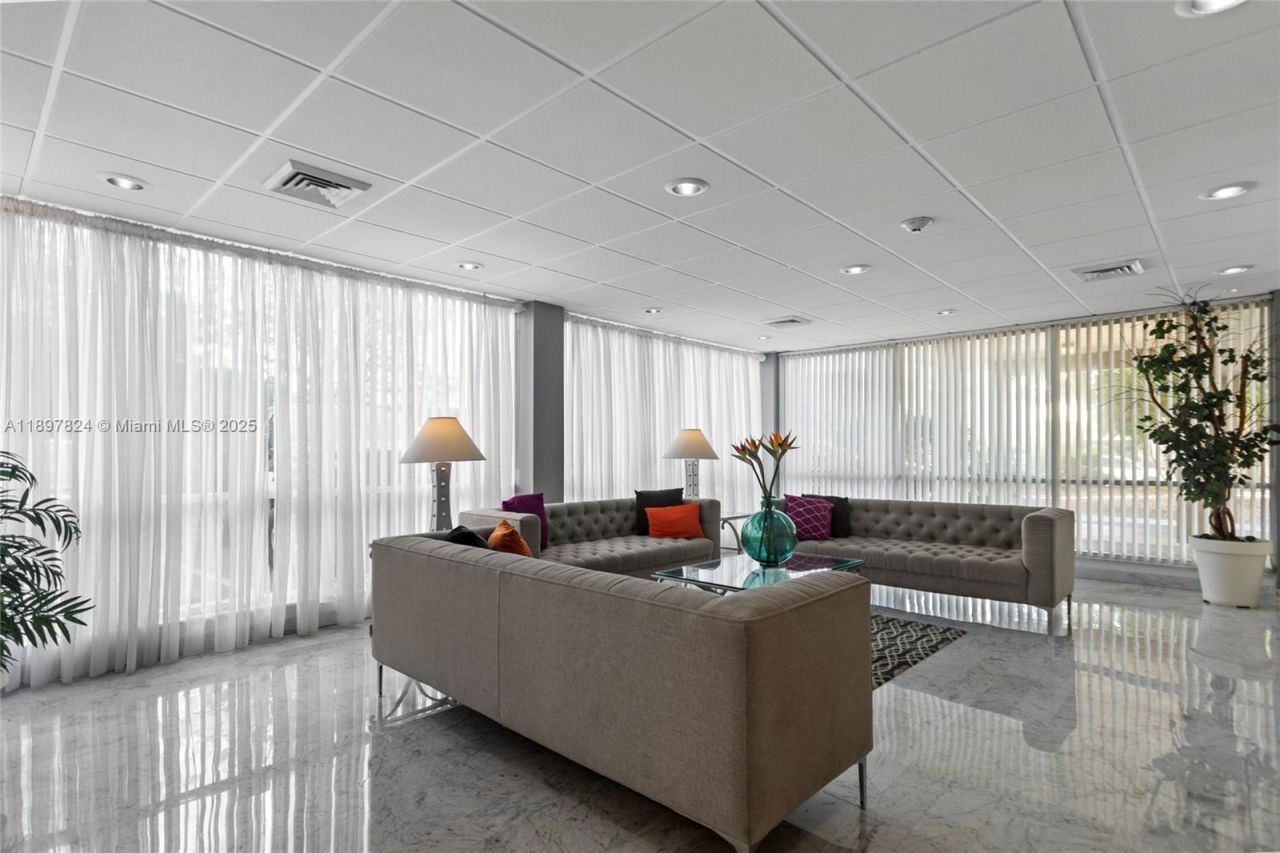 1625 SE 10th Ave, Unit 905, Fort Lauderdale, FL 33316 Photo