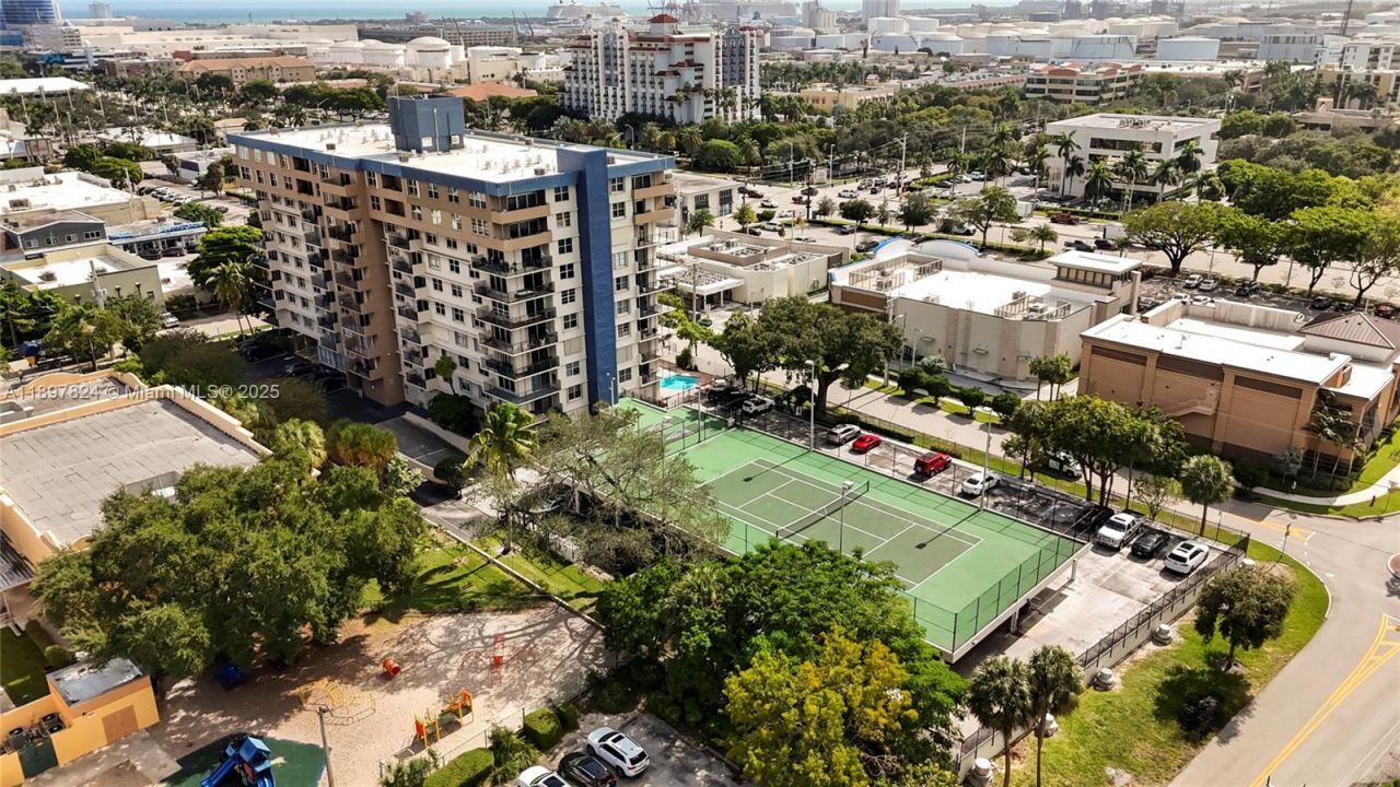 1625 SE 10th Ave, Unit 905, Fort Lauderdale, FL 33316 Photo