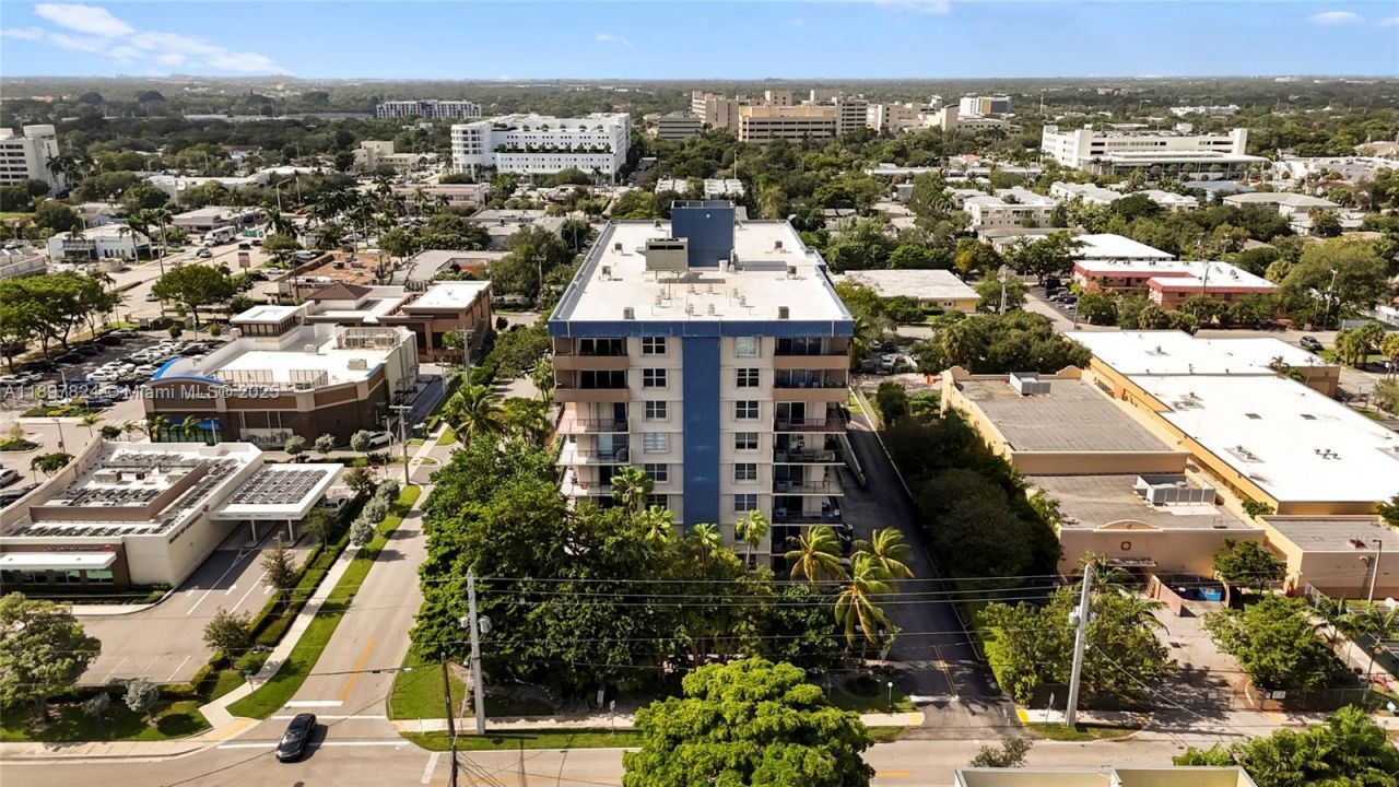 1625 SE 10th Ave, Unit 905, Fort Lauderdale, FL 33316 Photo