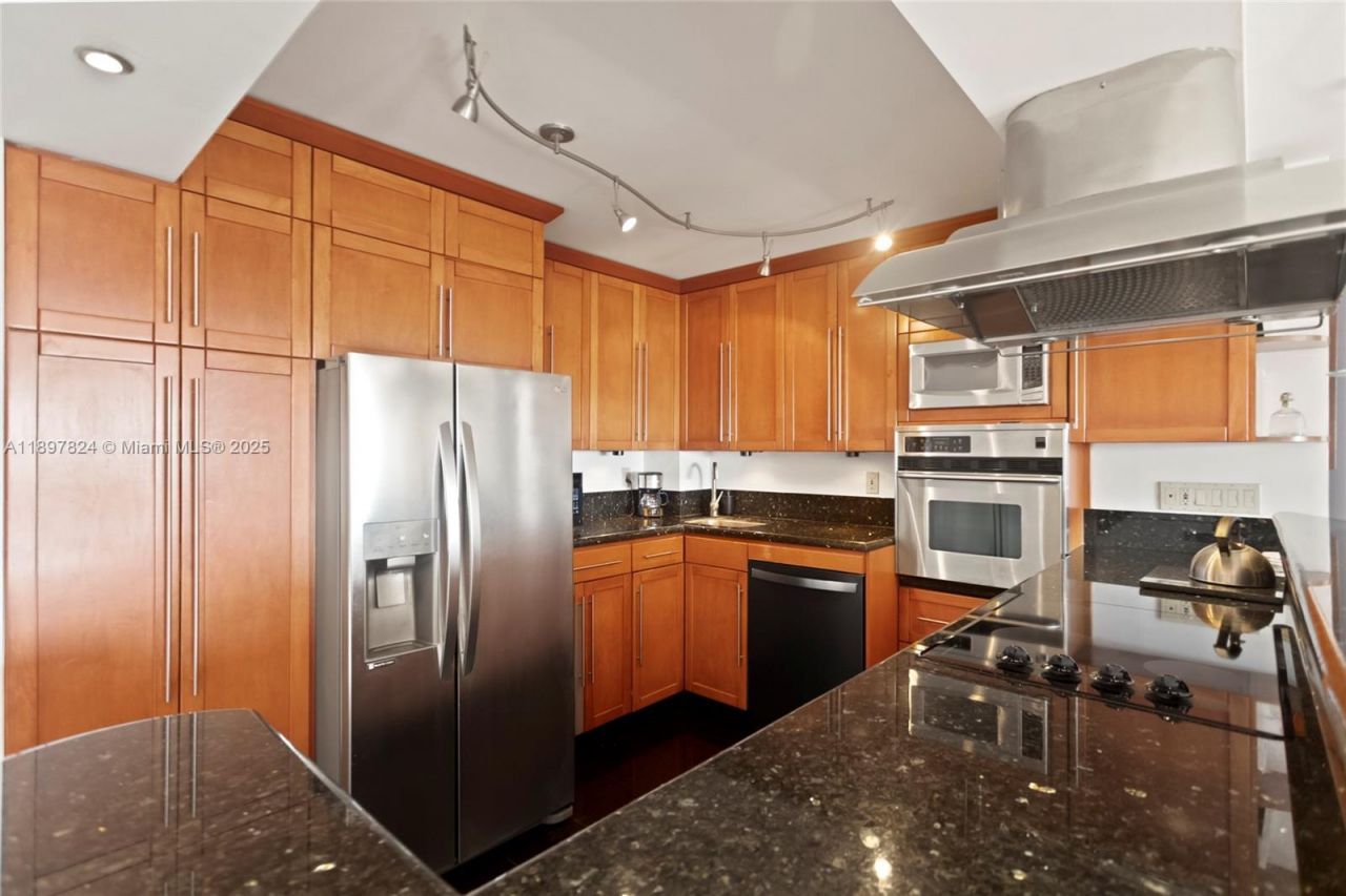 1625 SE 10th Ave, Unit 905, Fort Lauderdale, FL 33316 Photo