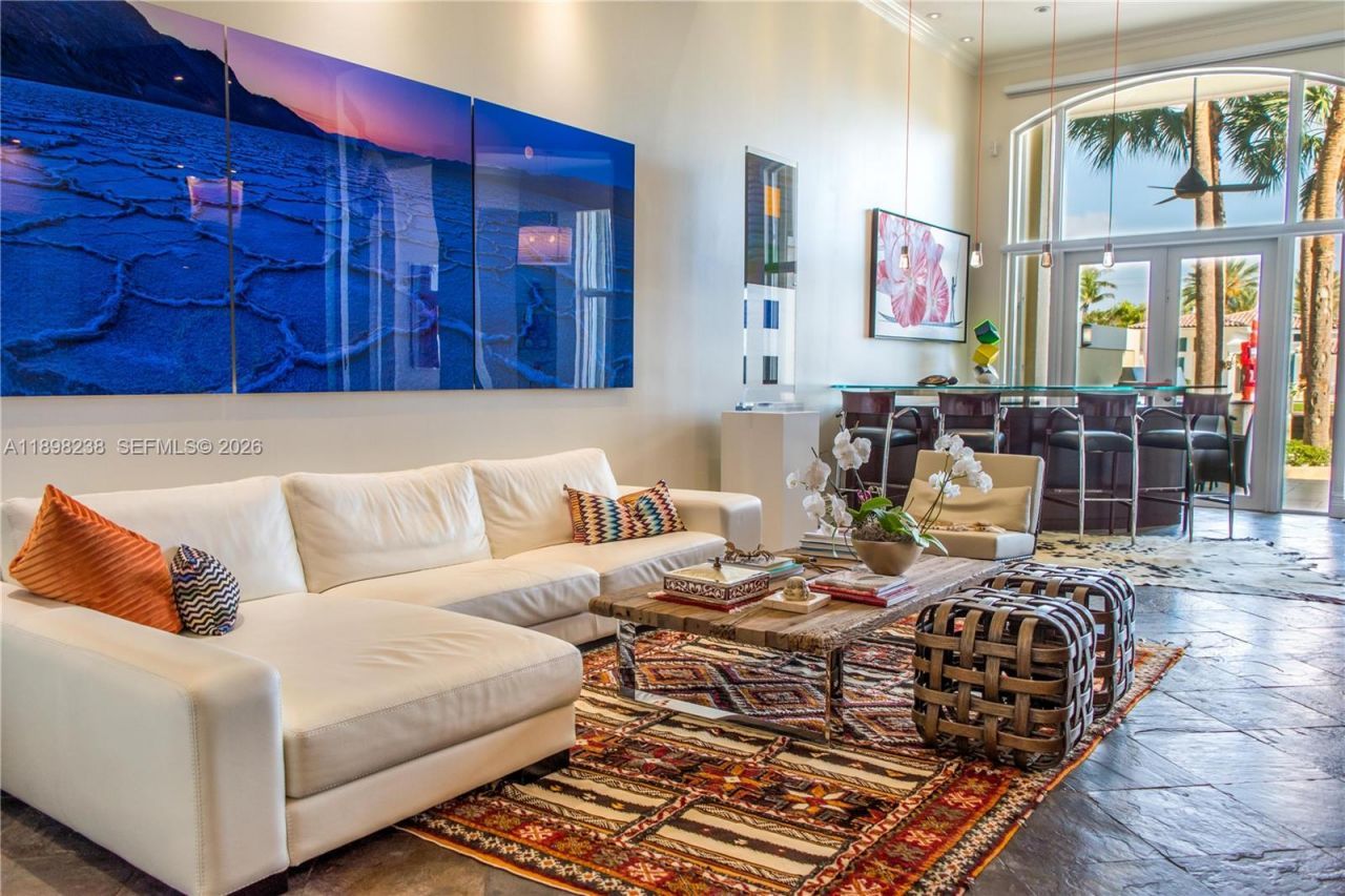 3705 NE 214 St, Unit 13, Aventura, FL 33180 Photo