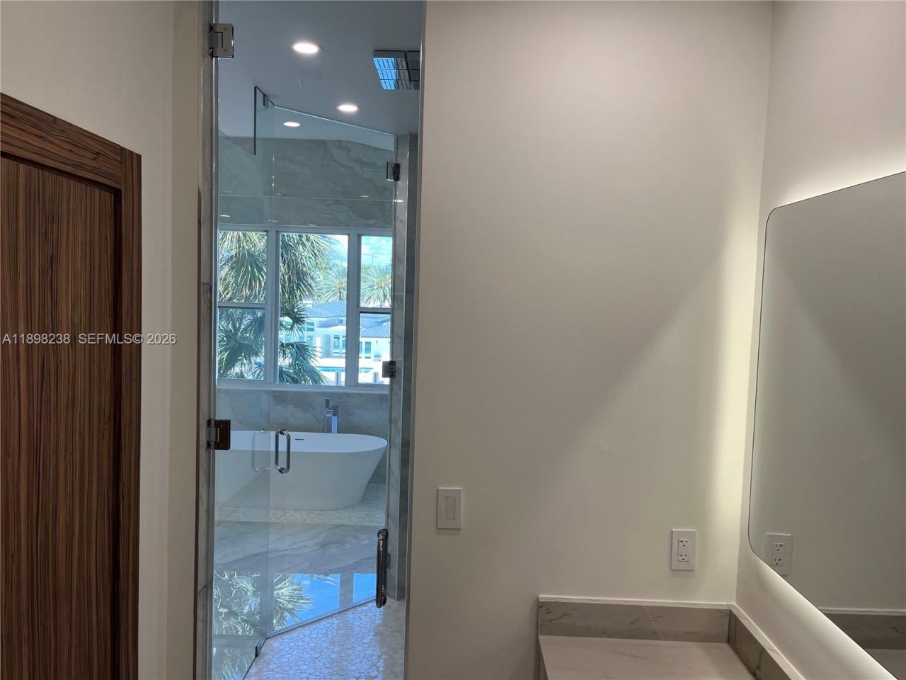 3705 NE 214 St, Unit 13, Aventura, FL 33180 Photo