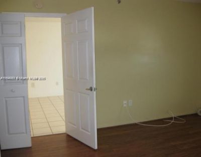 8888 Collins Av, Unit 316, Surfside, FL 33154 Photo