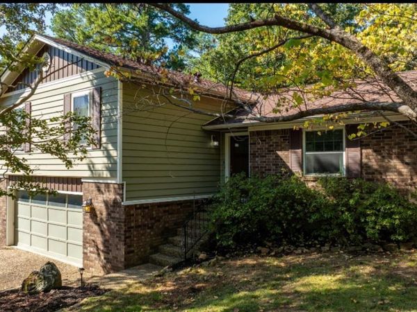 4 White Willow Court, Little Rock, AR 72212