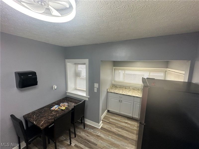 434 Hillwood Drive, Akron, OH 44320 Photo 7