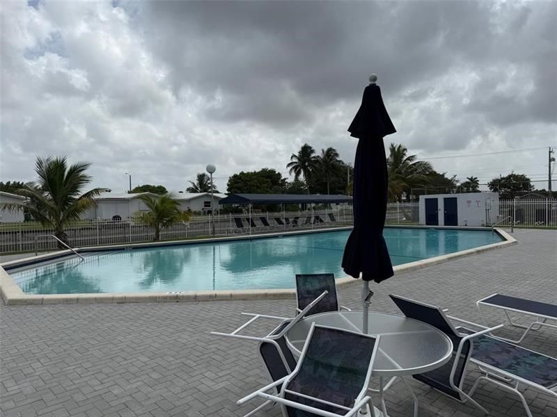 8405 NW 61st Street, Unit D315, Tamarac, FL 33321 Photo