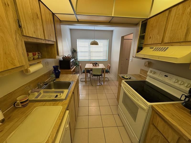 8405 NW 61st Street, Unit D315, Tamarac, FL 33321 Photo