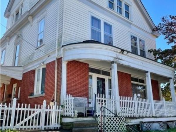 503 Riverside Drive Street, Sistersville, WV 26175