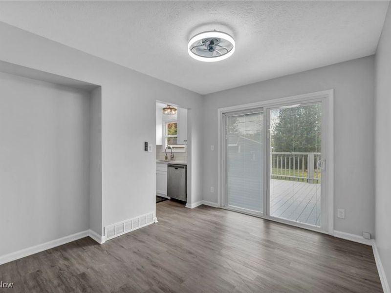 4342 Sky Lane Drive, Cleveland, OH 44109 Photo 14