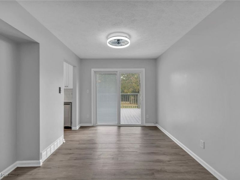 4342 Sky Lane Drive, Cleveland, OH 44109 Photo 17