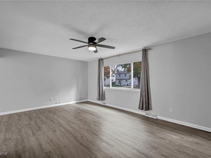 4342 Sky Lane Drive, Cleveland, OH 44109 Photo 20